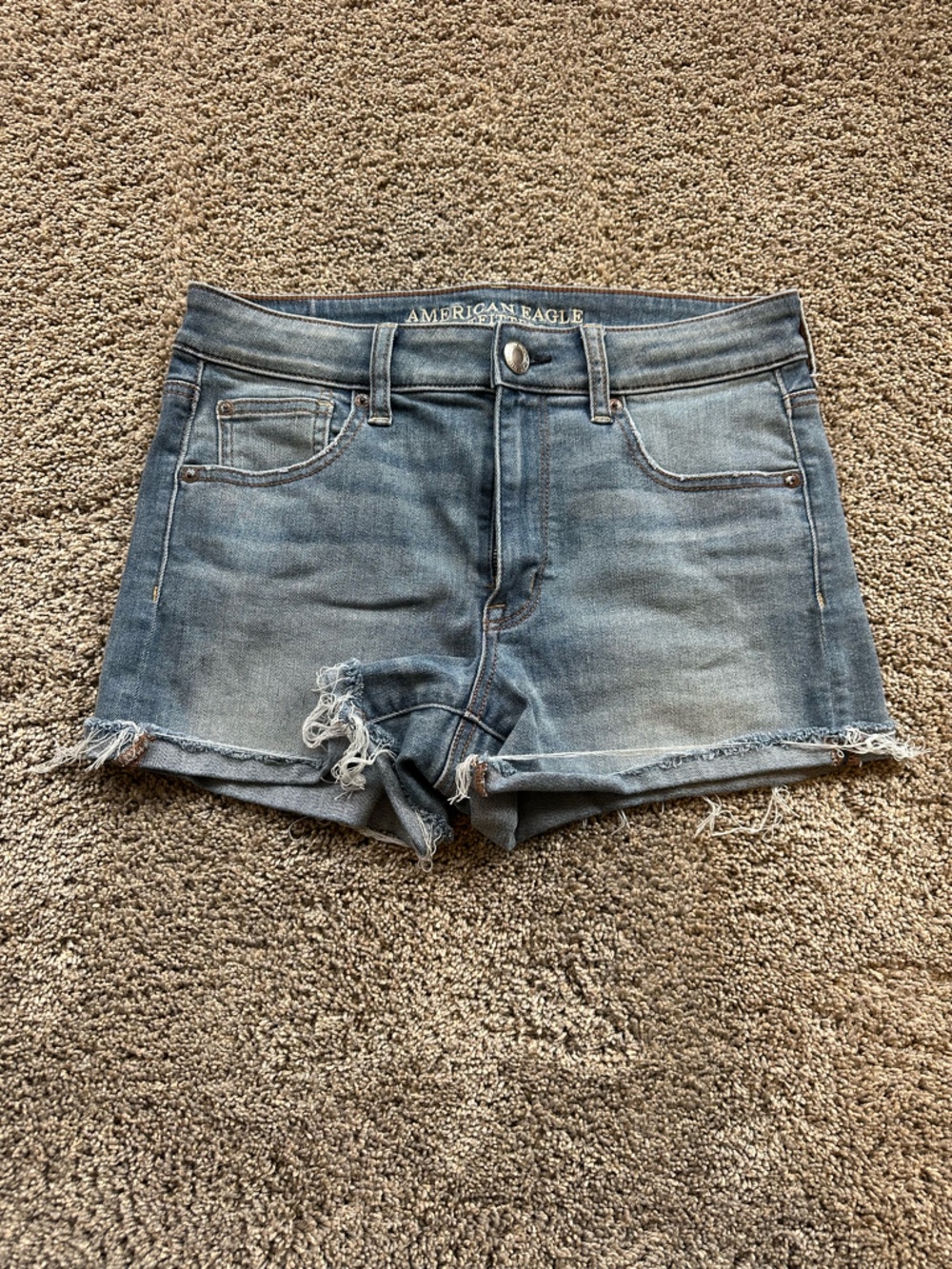 American Eagle size 8 high rise shortie NWOT